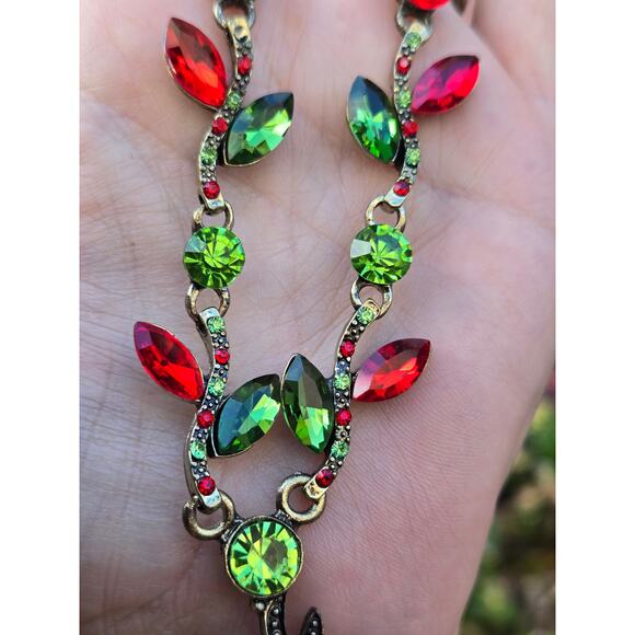 Vintage Red & Green Crystal Lariat Necklace, Bronze Tone, Christmas Necklace - Picture 3 of 10